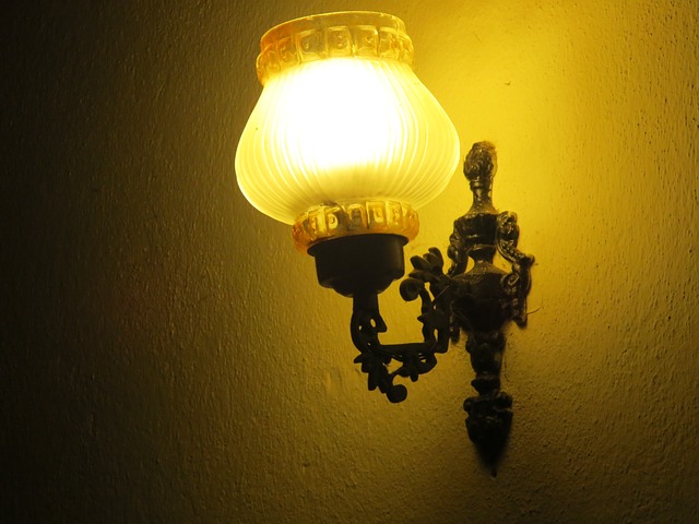 stará lampička